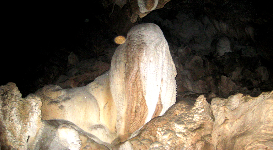 Tour du lịch sinh thái - Khám phá Hang Nậm Trang.
